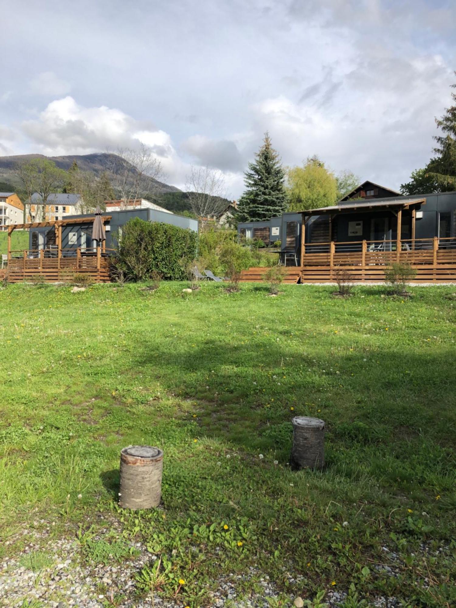 Camping-Hotel De Plein Air Les 2 Bois Baratier Zewnętrze zdjęcie