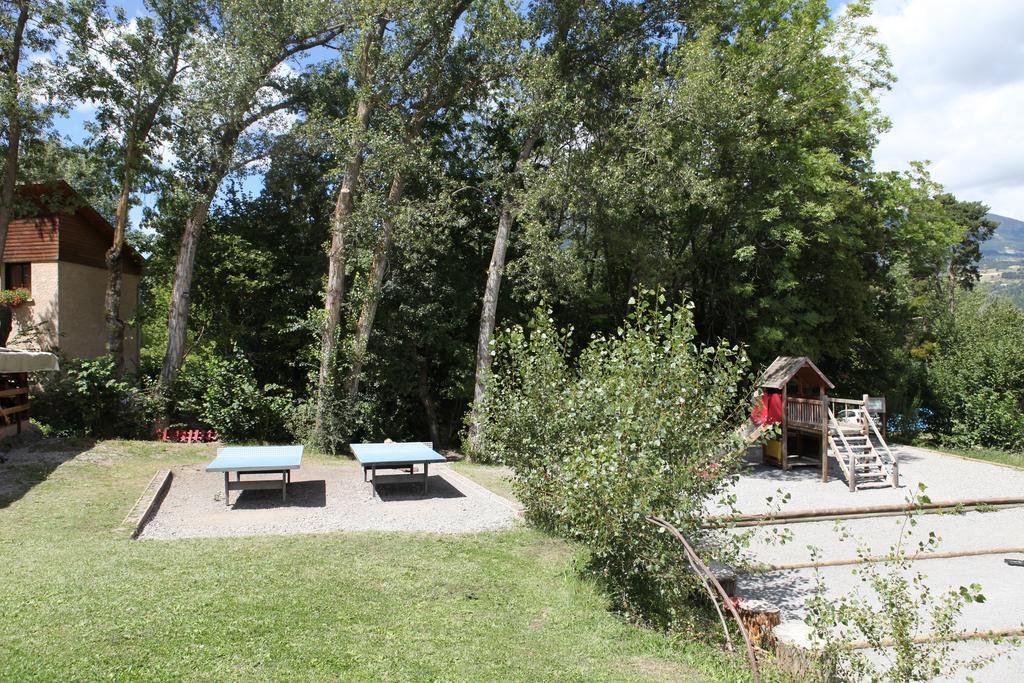 Camping-Hotel De Plein Air Les 2 Bois Baratier Zewnętrze zdjęcie